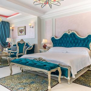 Phoenicia Royal Hotel